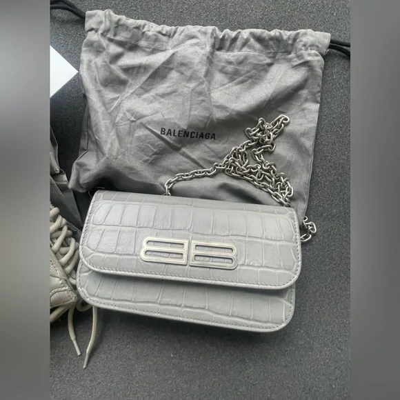 selling 2 balenciaga bags as a bundle! priced to move :) - Picture 2 of 5
